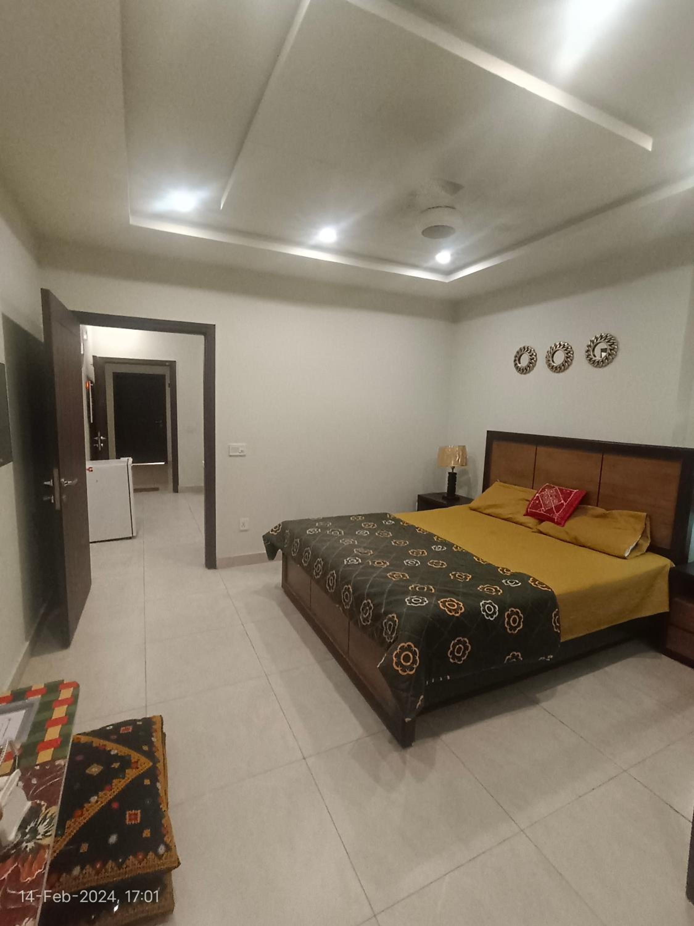 1 Bed Apartment in Islamabad view 4