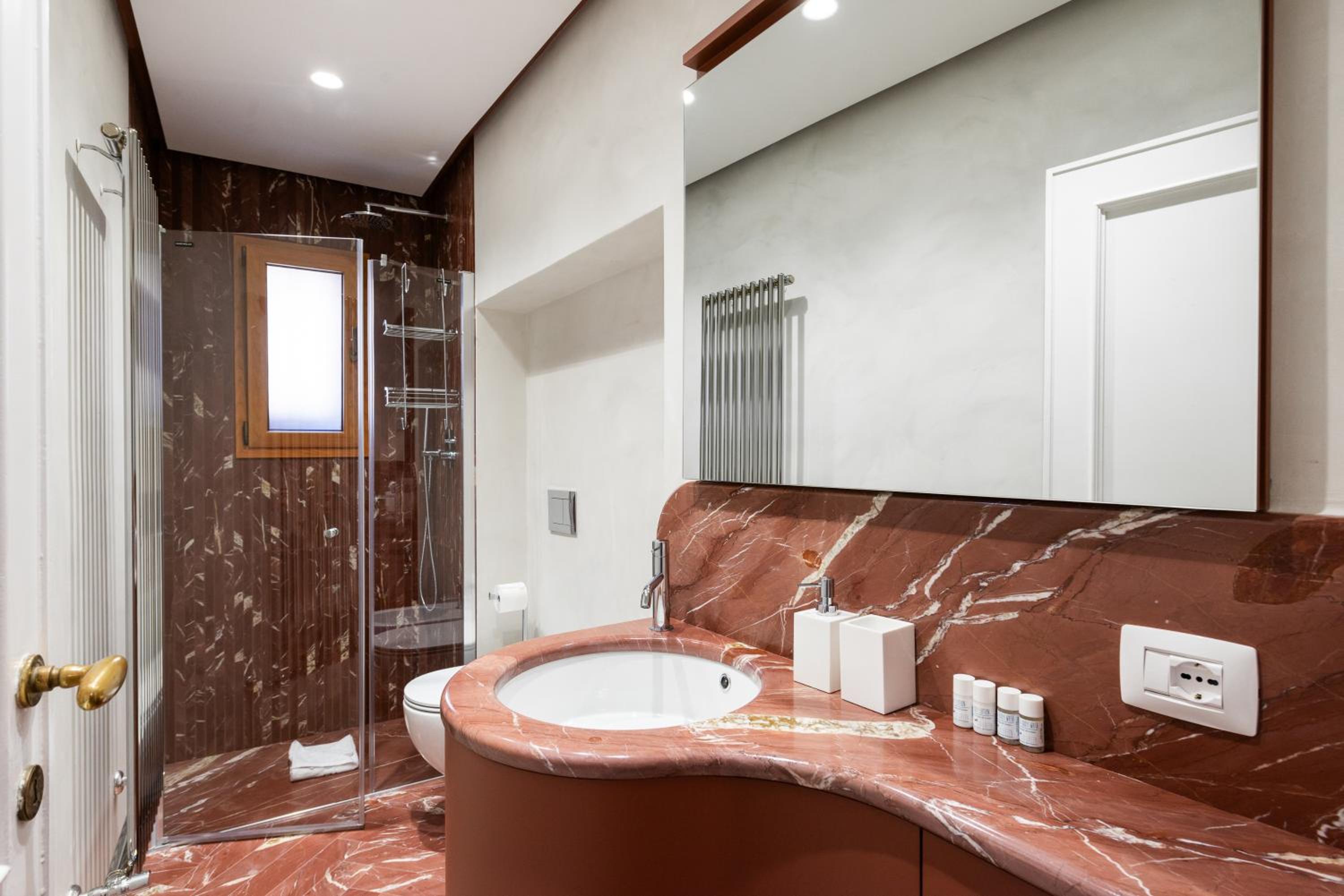 My Trevi Suite & Apartment