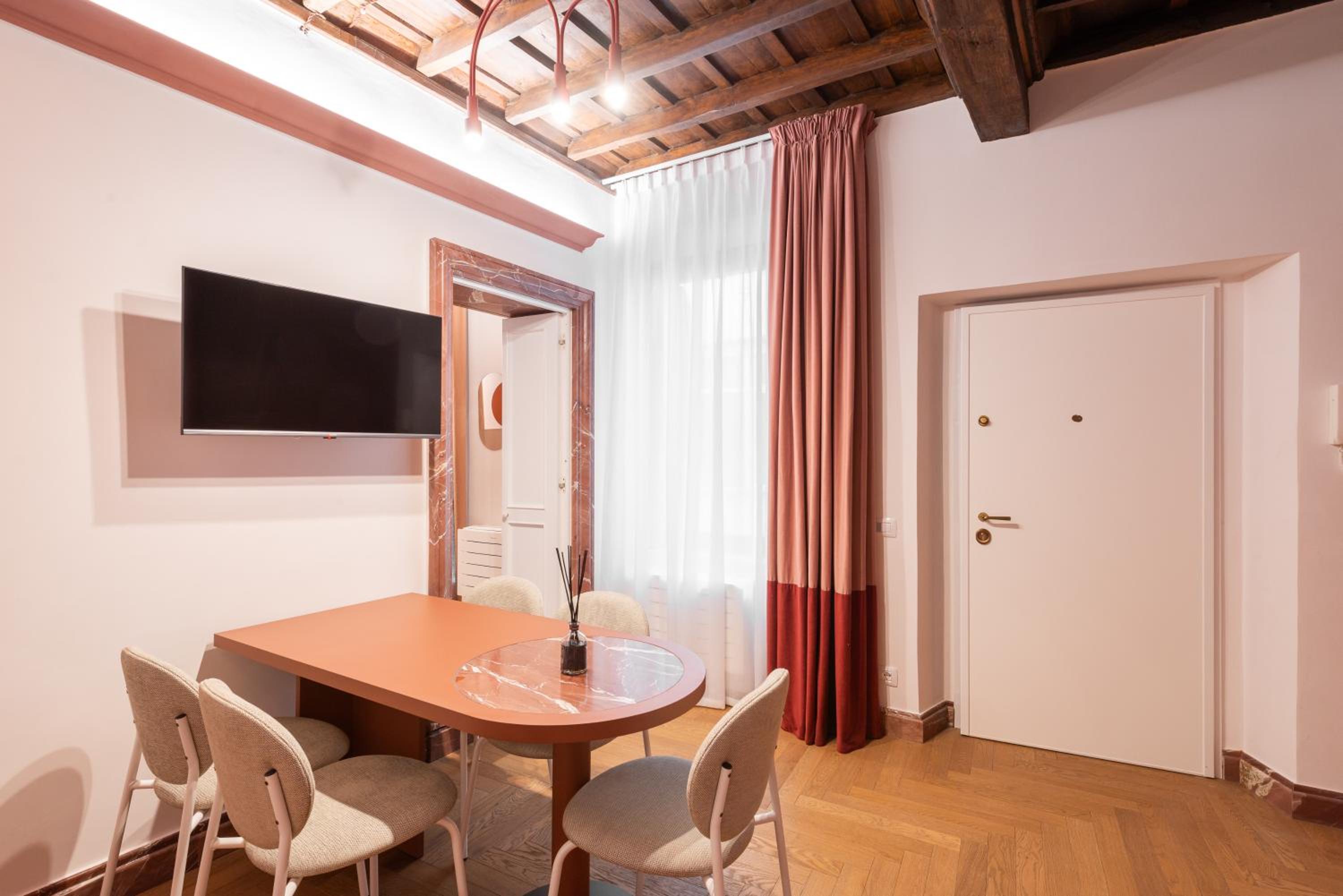 My Trevi Suite & Apartment