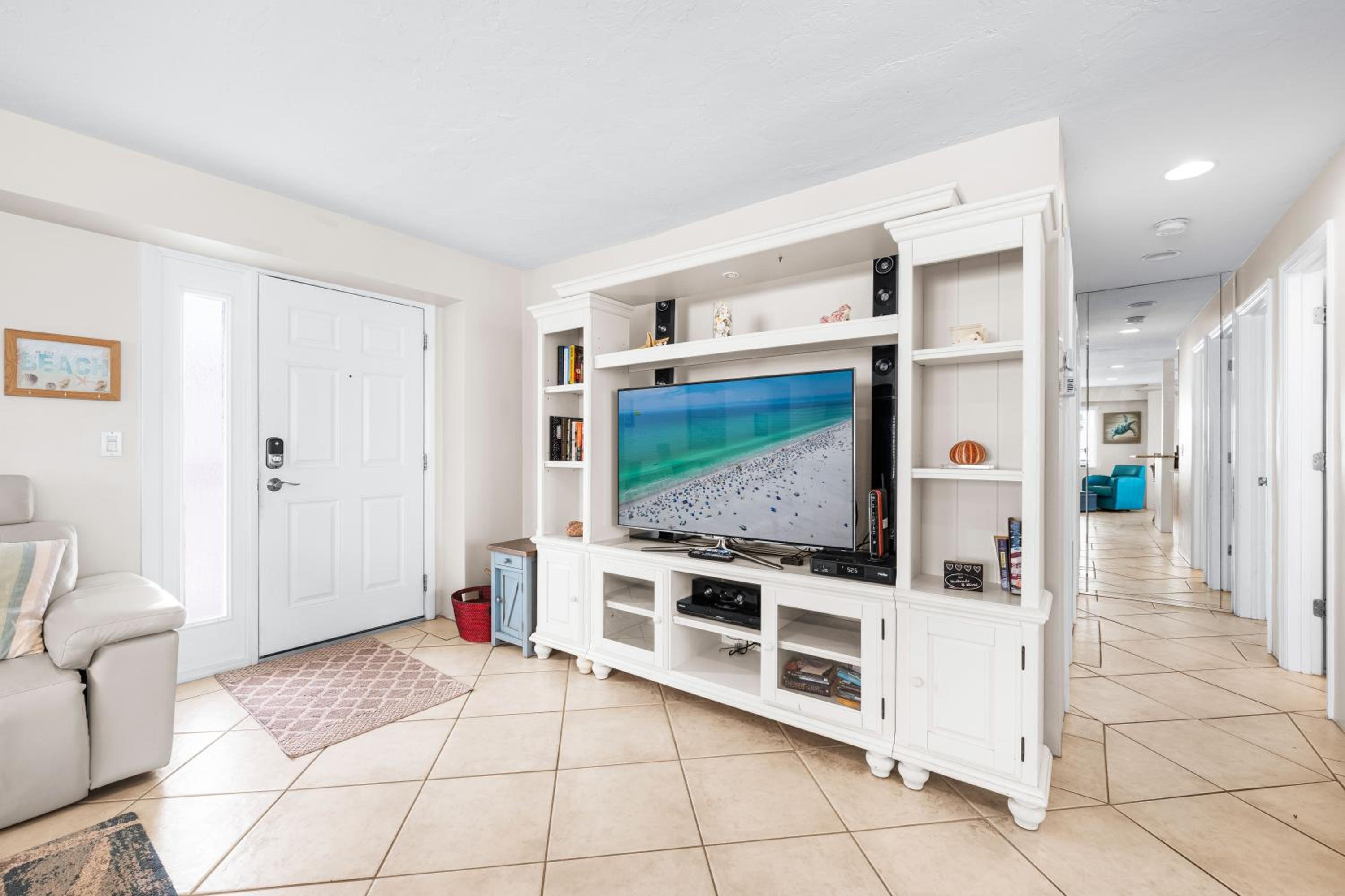 Jamaica Royale Beachfront Tower By Beachside Management