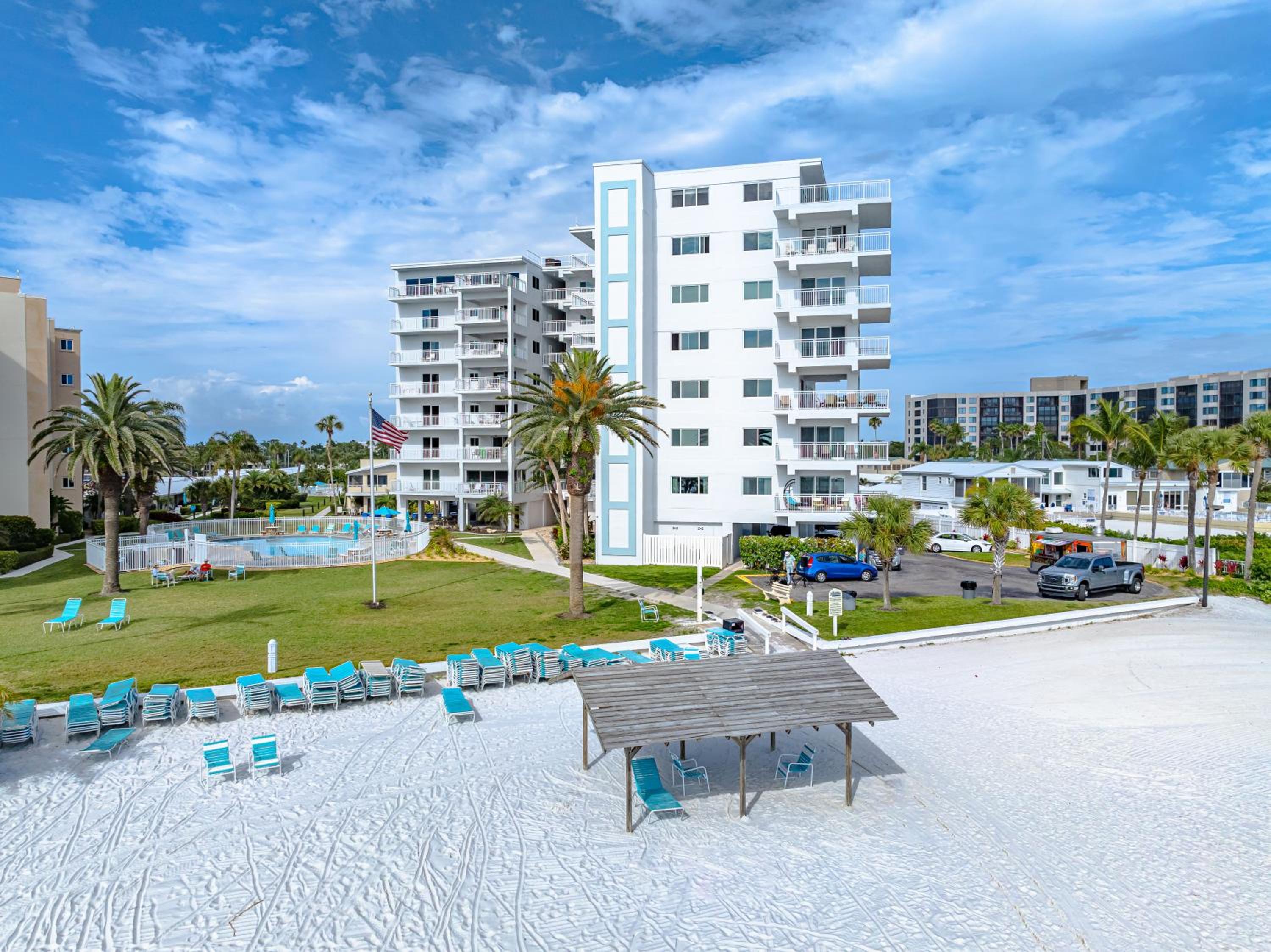 Jamaica Royale Beachfront Tower By Beachside Management