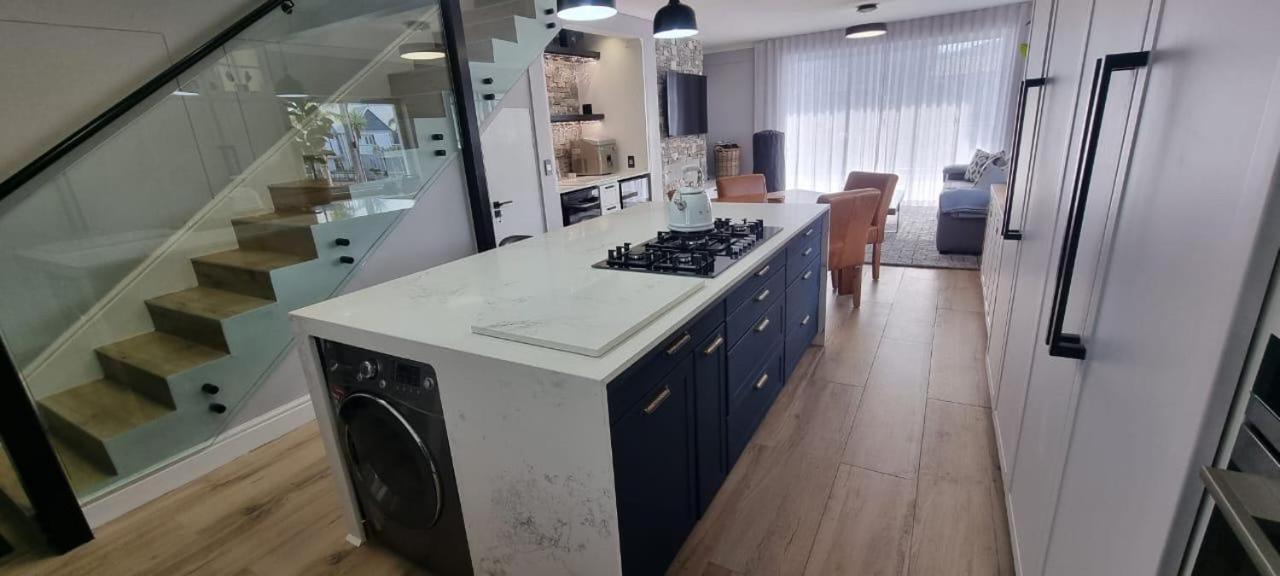 Modern Waterfront 2BR with stunning water views of canals view 3