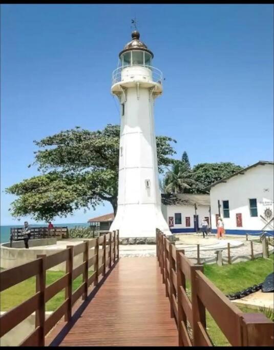 Apartamento em frente ao Shopping e perto da praia