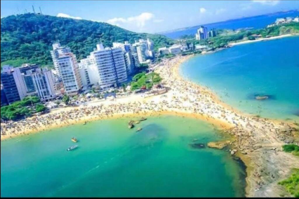 Apartamento em frente ao Shopping e perto da praia