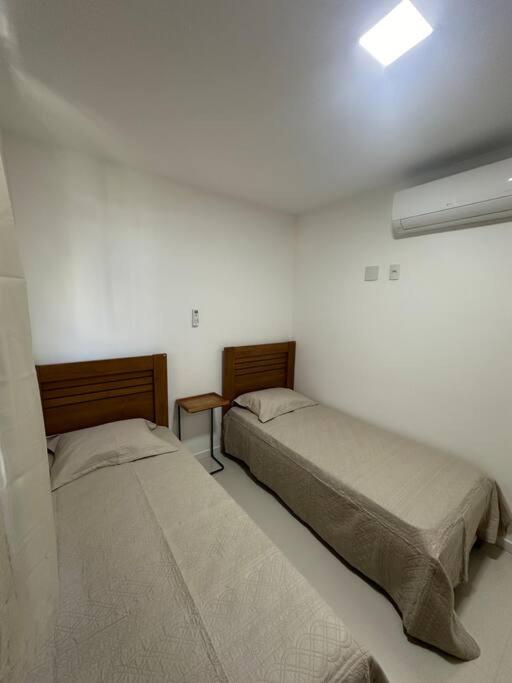 Apartamento em frente ao Shopping e perto da praia