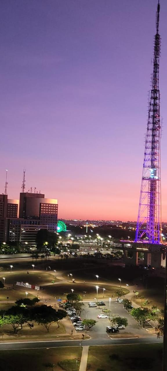 Charmoso Duplex ao Lado da Torre de TV Brasília