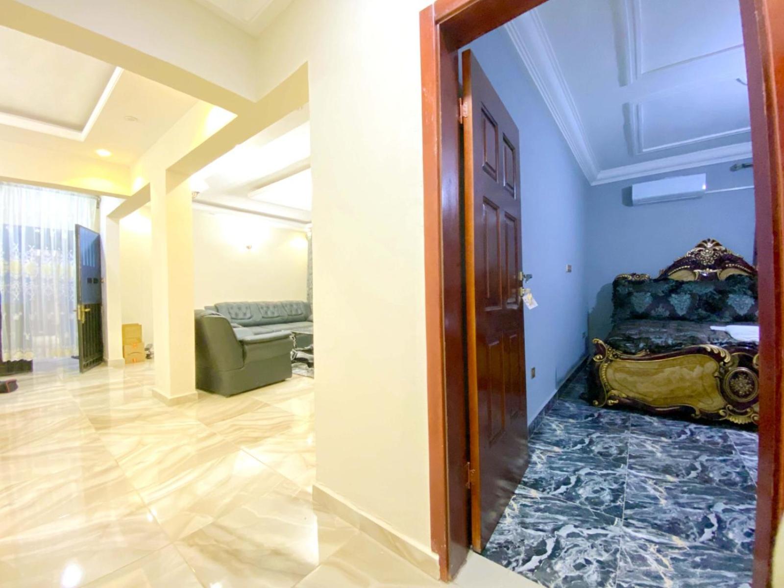 5 Star Furnished Apartments