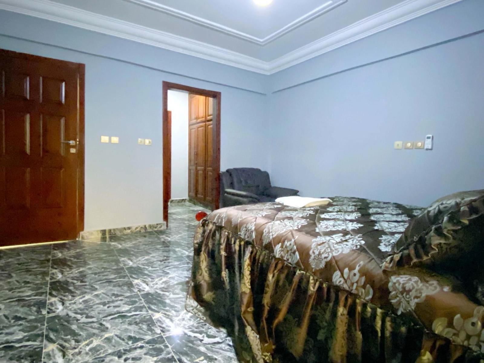 5 Star Furnished Apartments