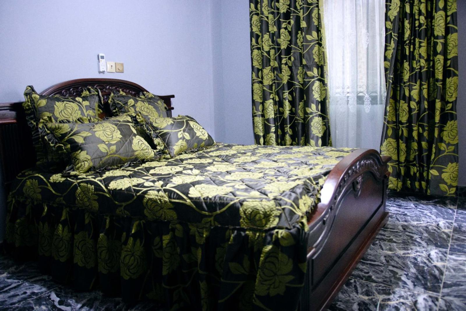 5 Star Furnished Apartments