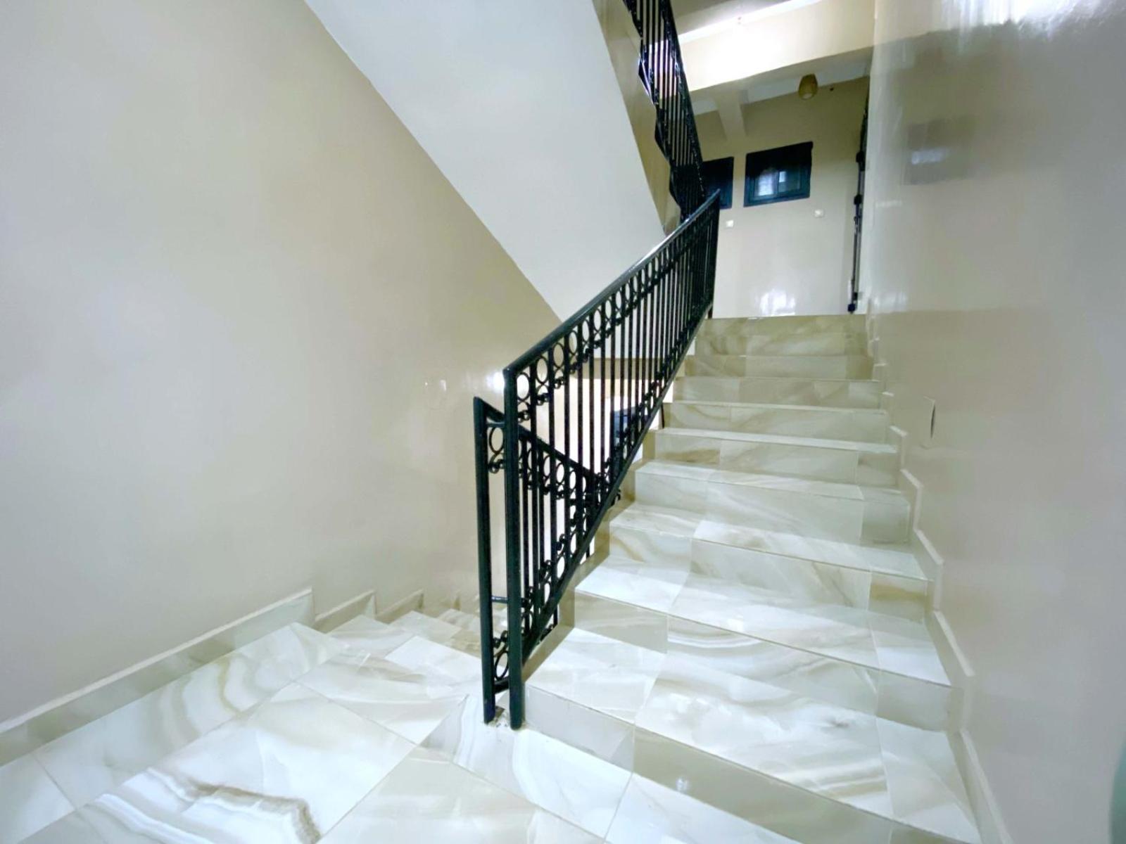 5 Star Furnished Apartments
