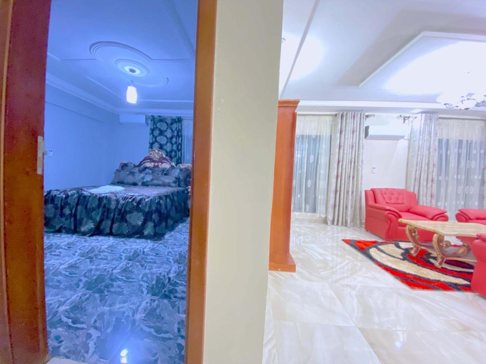 5 Star Furnished Apartments