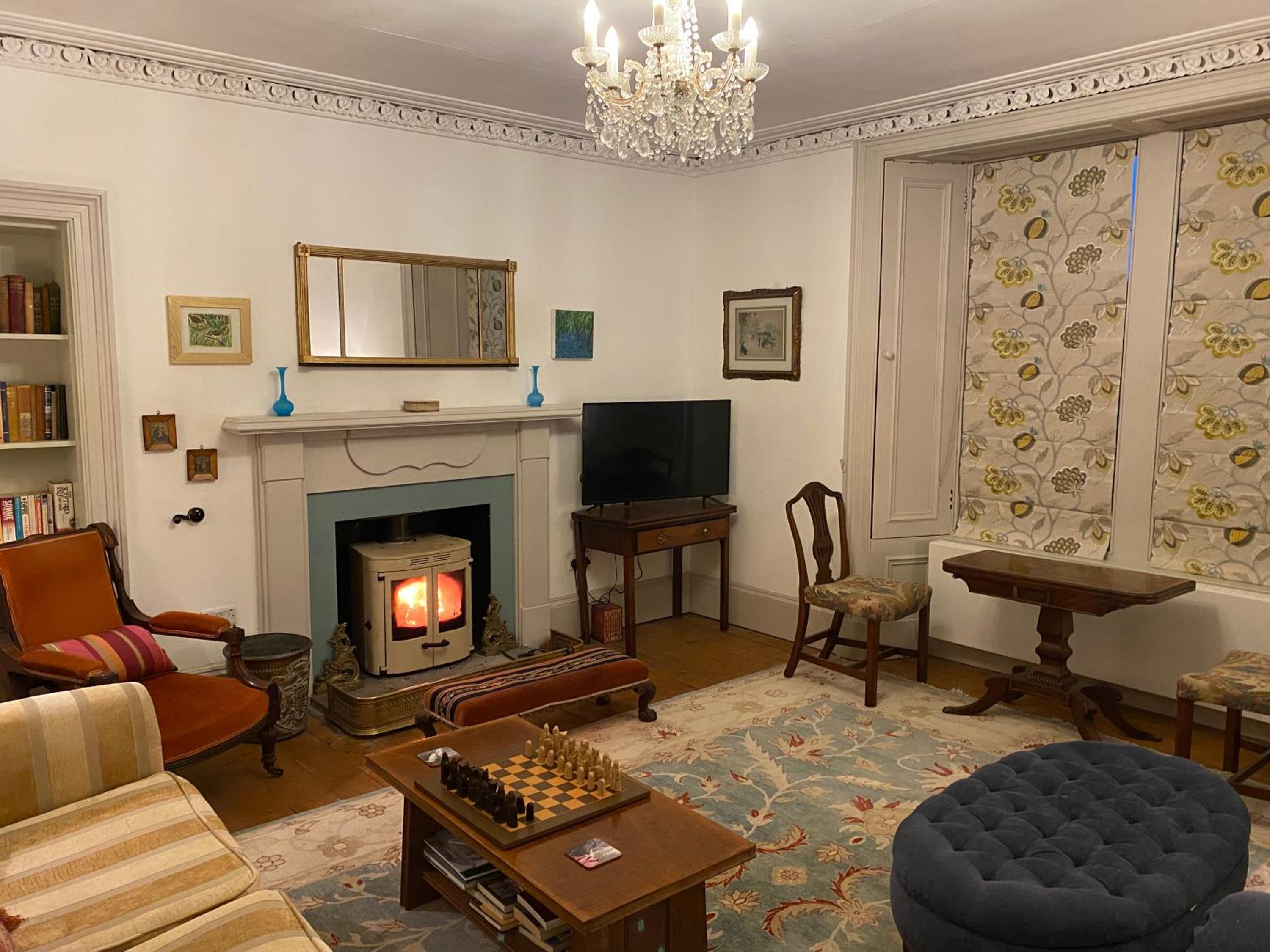 Glenaros Lodge