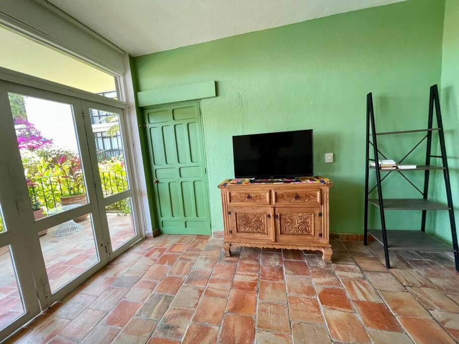 Historic Centro Puesta del Sol Condo with Ocean Views view 5