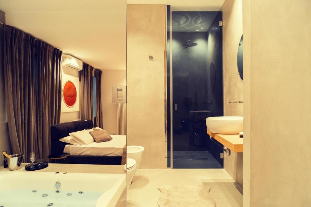 Maximum hub suite&spa en Palermo — bathroom