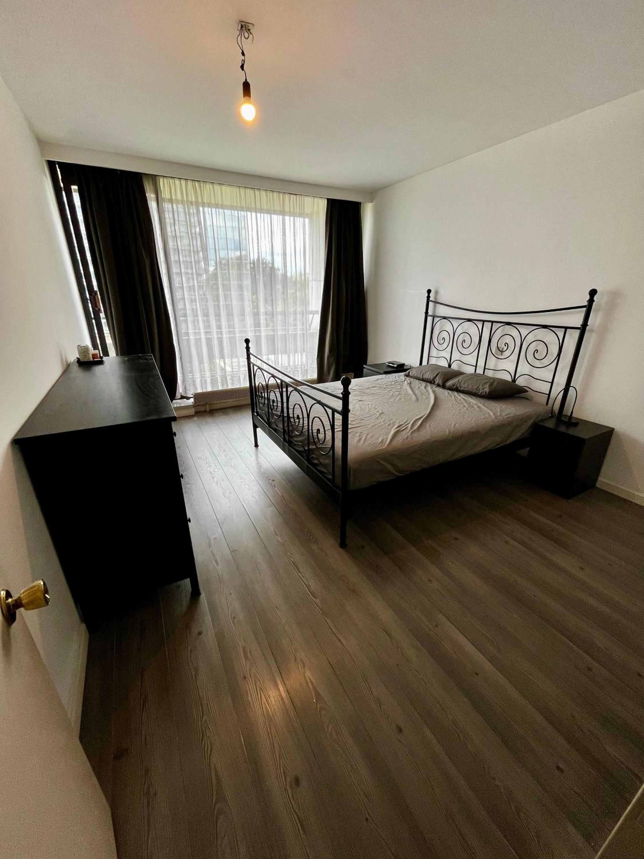 Big apartment with Parking in Antwerp