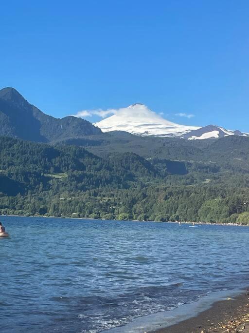 Cabaña con piscina y tinaja, cercana a playas