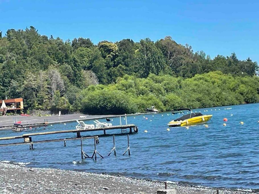 Cabaña con piscina y tinaja, cercana a playas