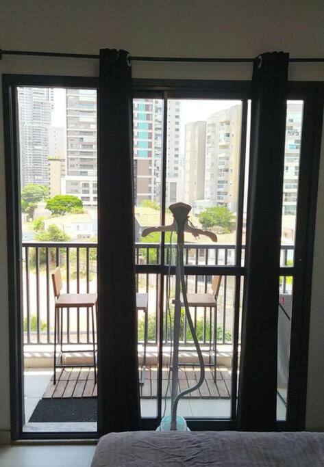 Loft, de frente ao metrô Brooklin