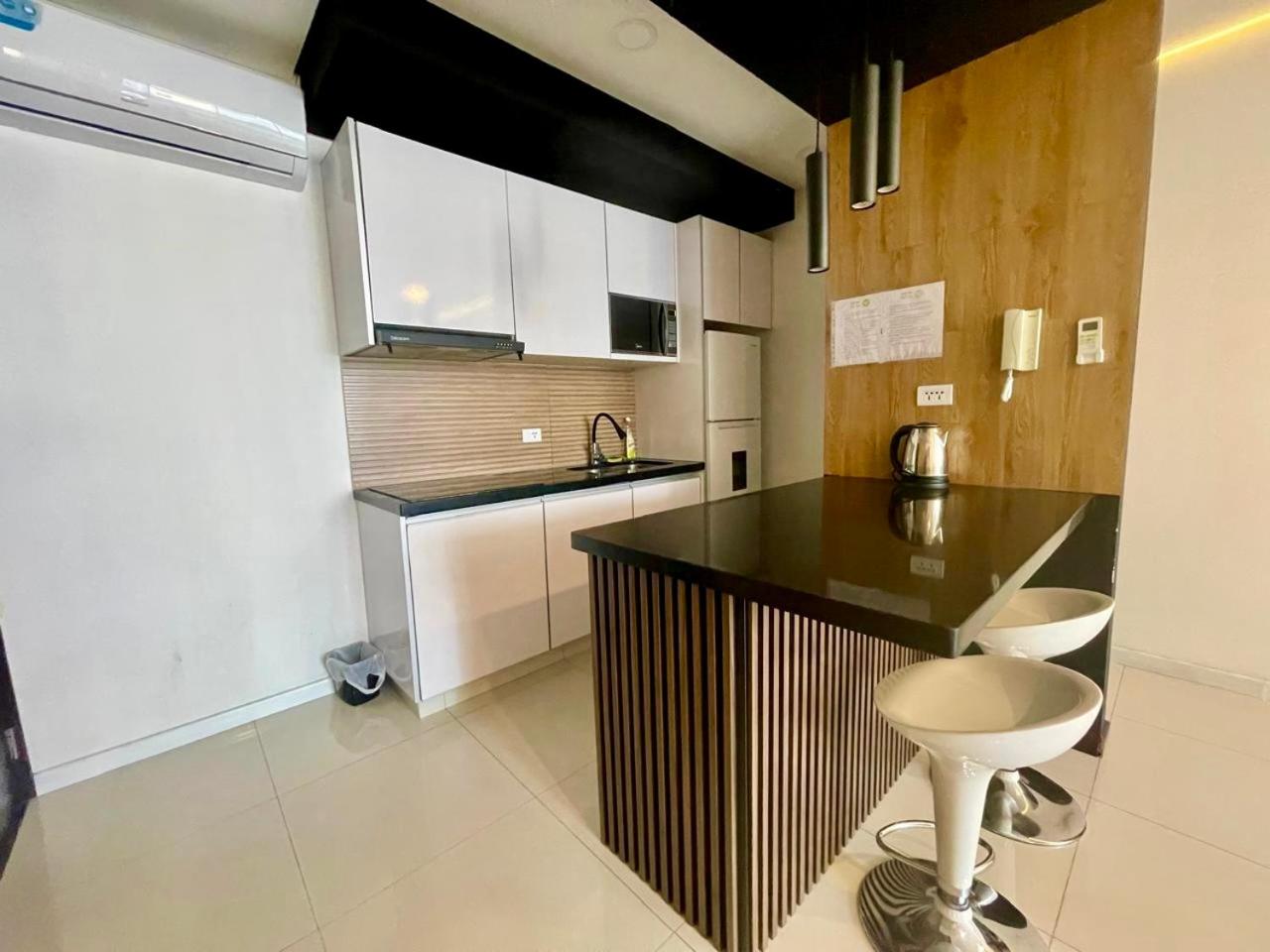2 Dorm 2 Banos Sirari Equipetrol - Cinema Privado y Parqueo Privado