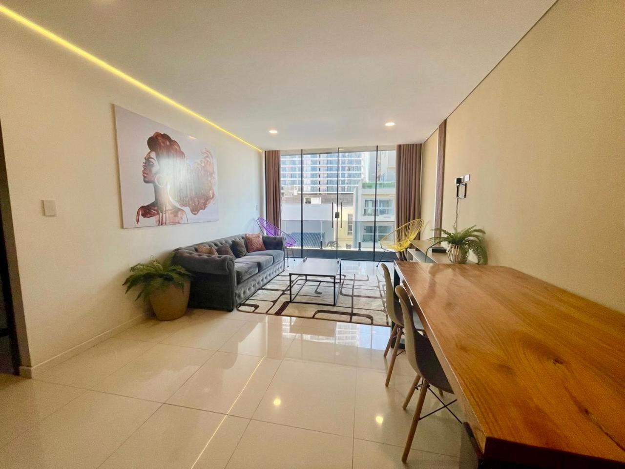 2 Dorm 2 Banos Sirari Equipetrol - Cinema Privado y Parqueo Privado