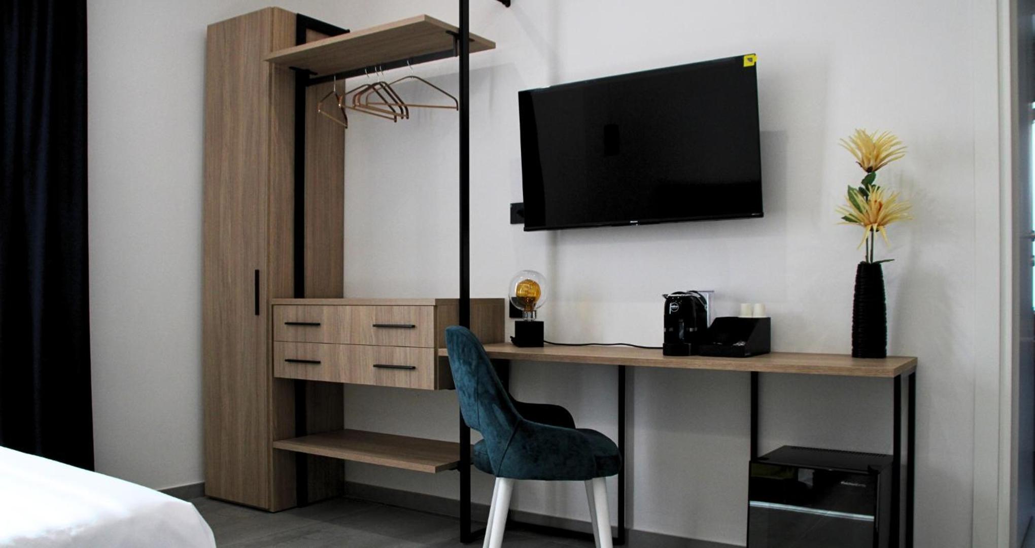 hotel room