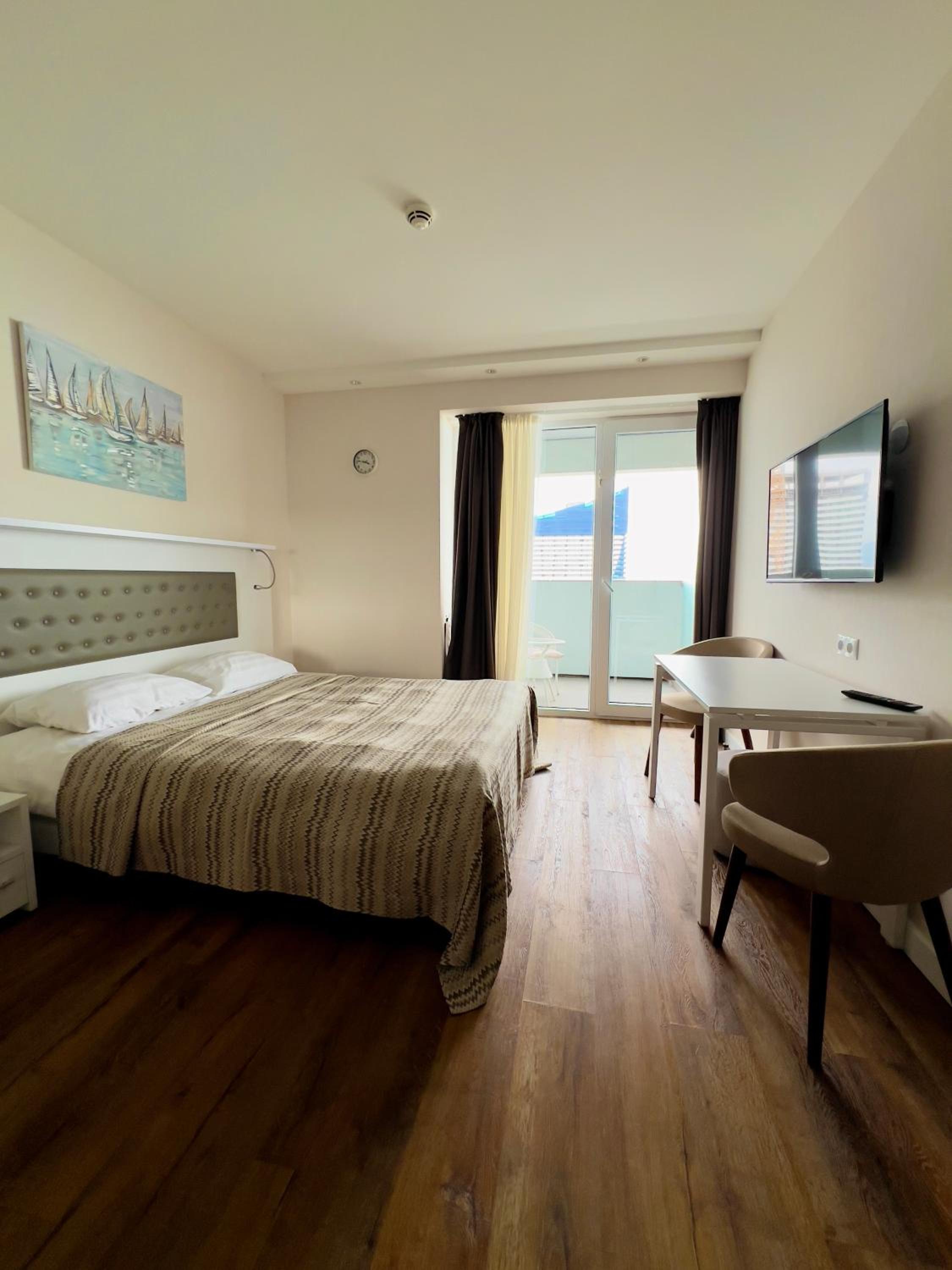Apartment in Alliance palace on the Justice side view 4