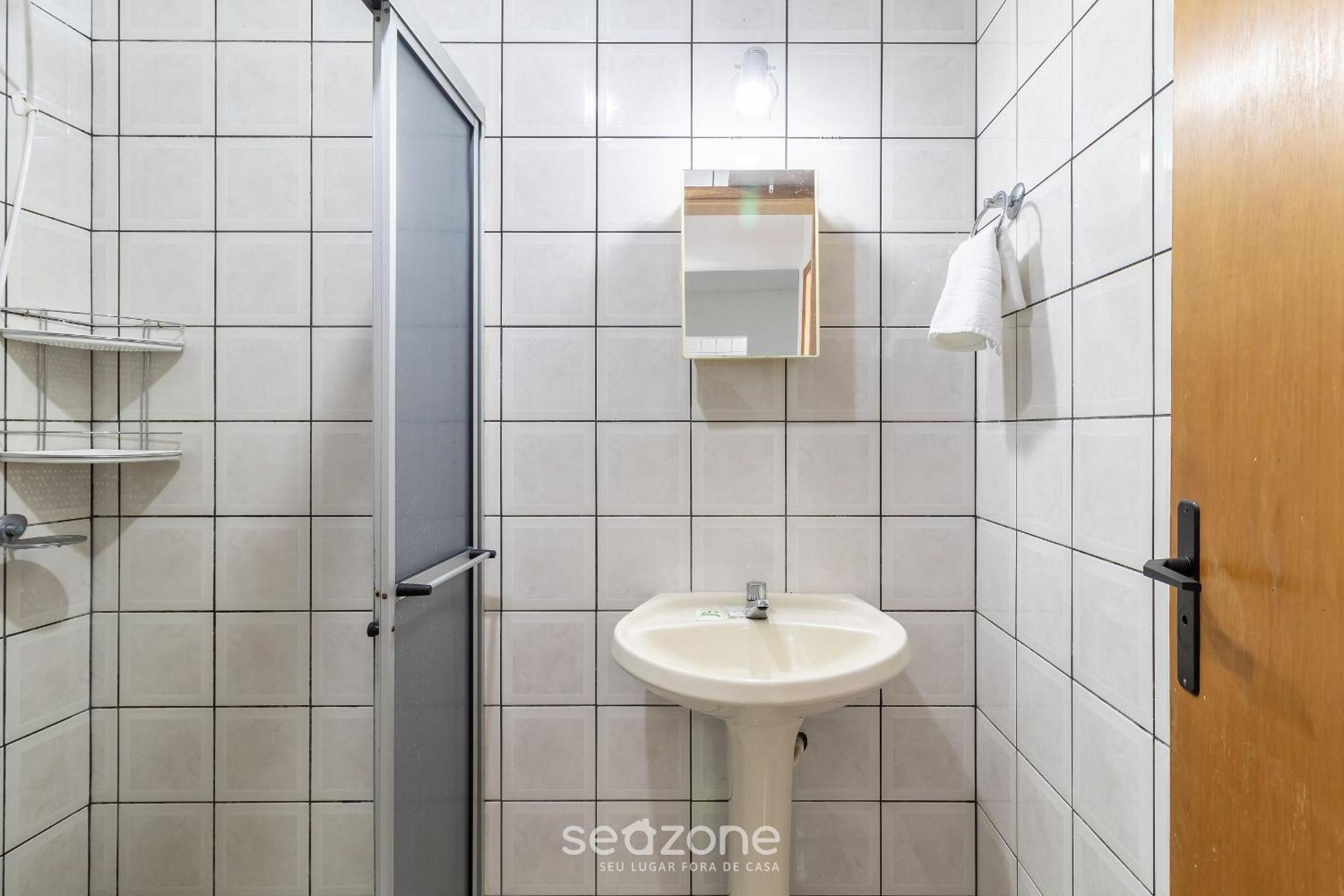 Cozy apt in Capoeiras RMC203