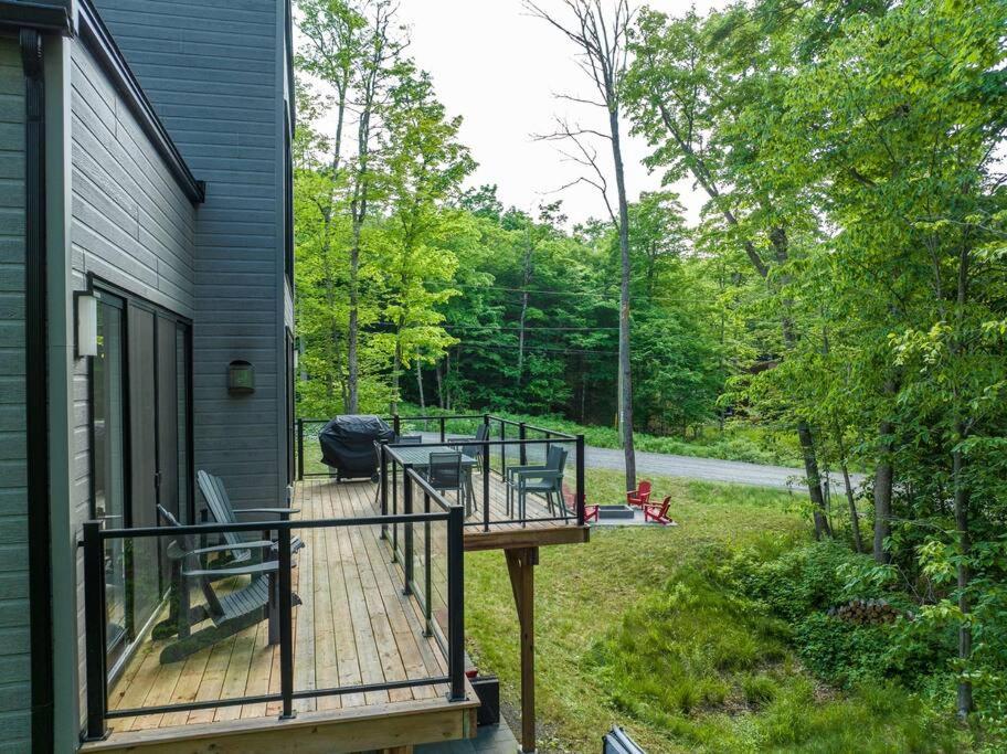 Pet Friendly Mountain Retreat - Up to 14 Guests!