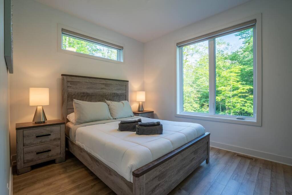 Pet Friendly Mountain Retreat - Up to 14 Guests!