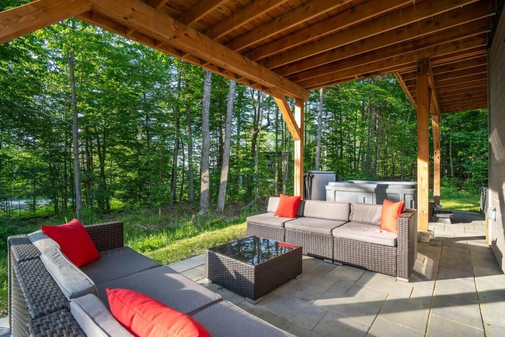 Pet Friendly Mountain Retreat - Up to 14 Guests!