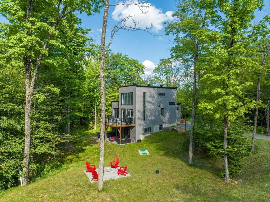 Pet Friendly Mountain Retreat - Up to 14 Guests!