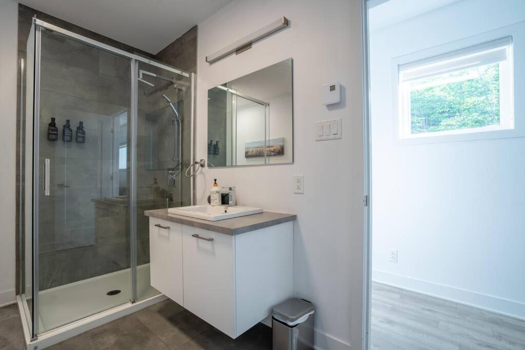 Pet Friendly Mountain Retreat - Up to 14 Guests!