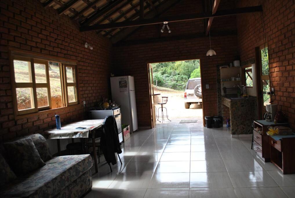 Casa com Varanda na Natureza