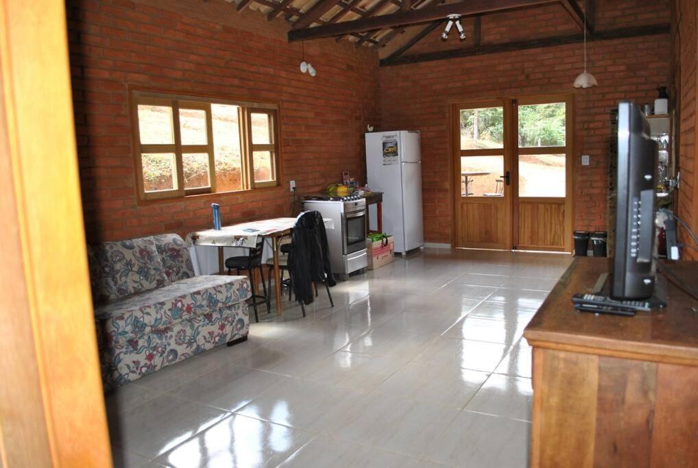 Casa com Varanda na Natureza