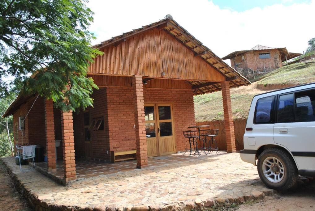 Casa com Varanda na Natureza