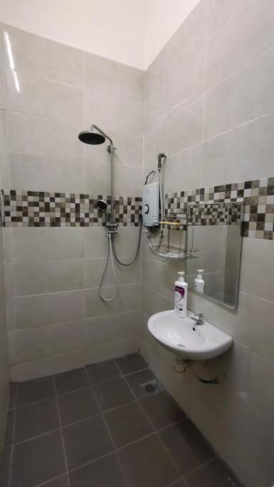 Beyond Homestay, Shah Alam