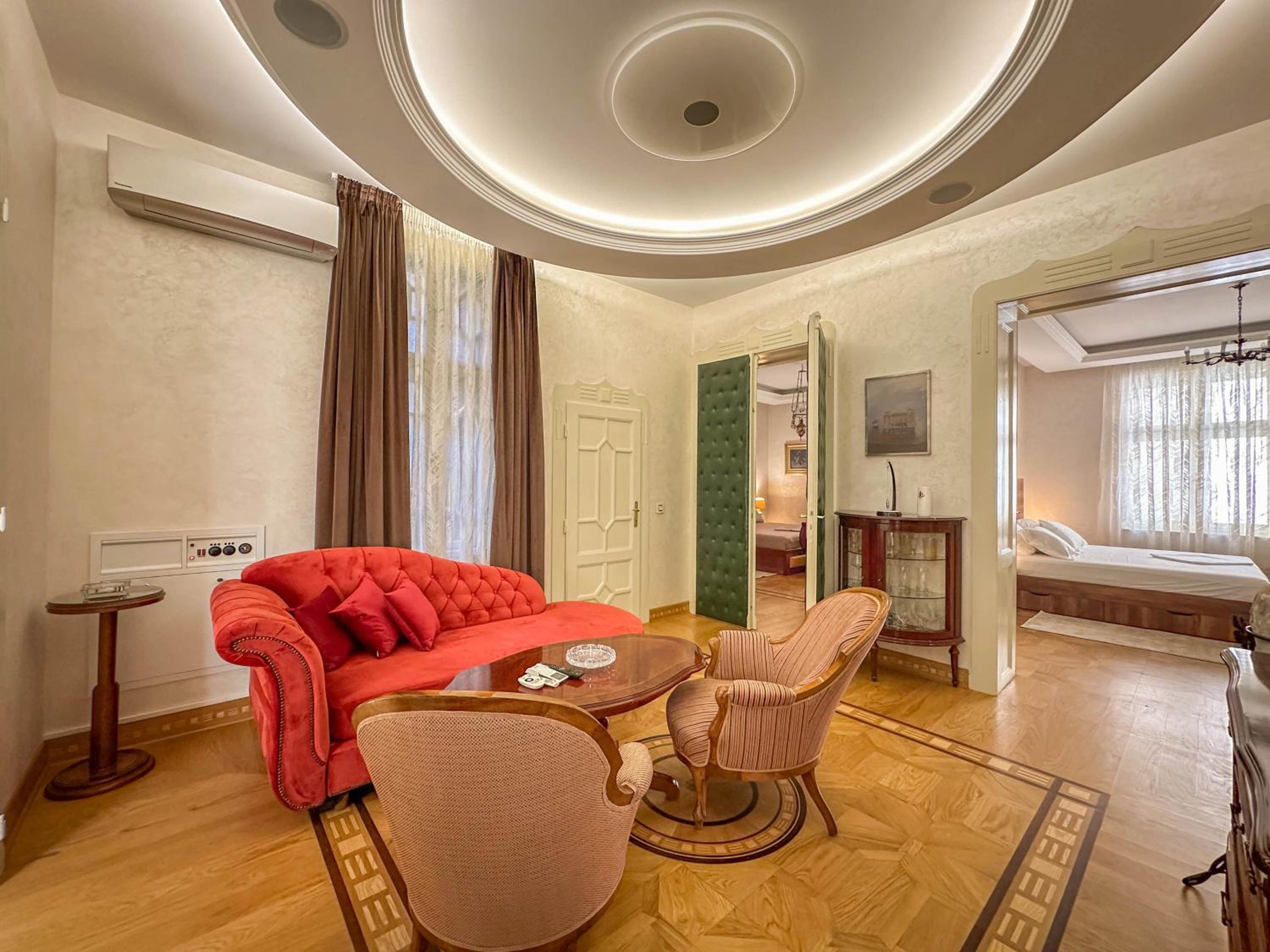 lounge
