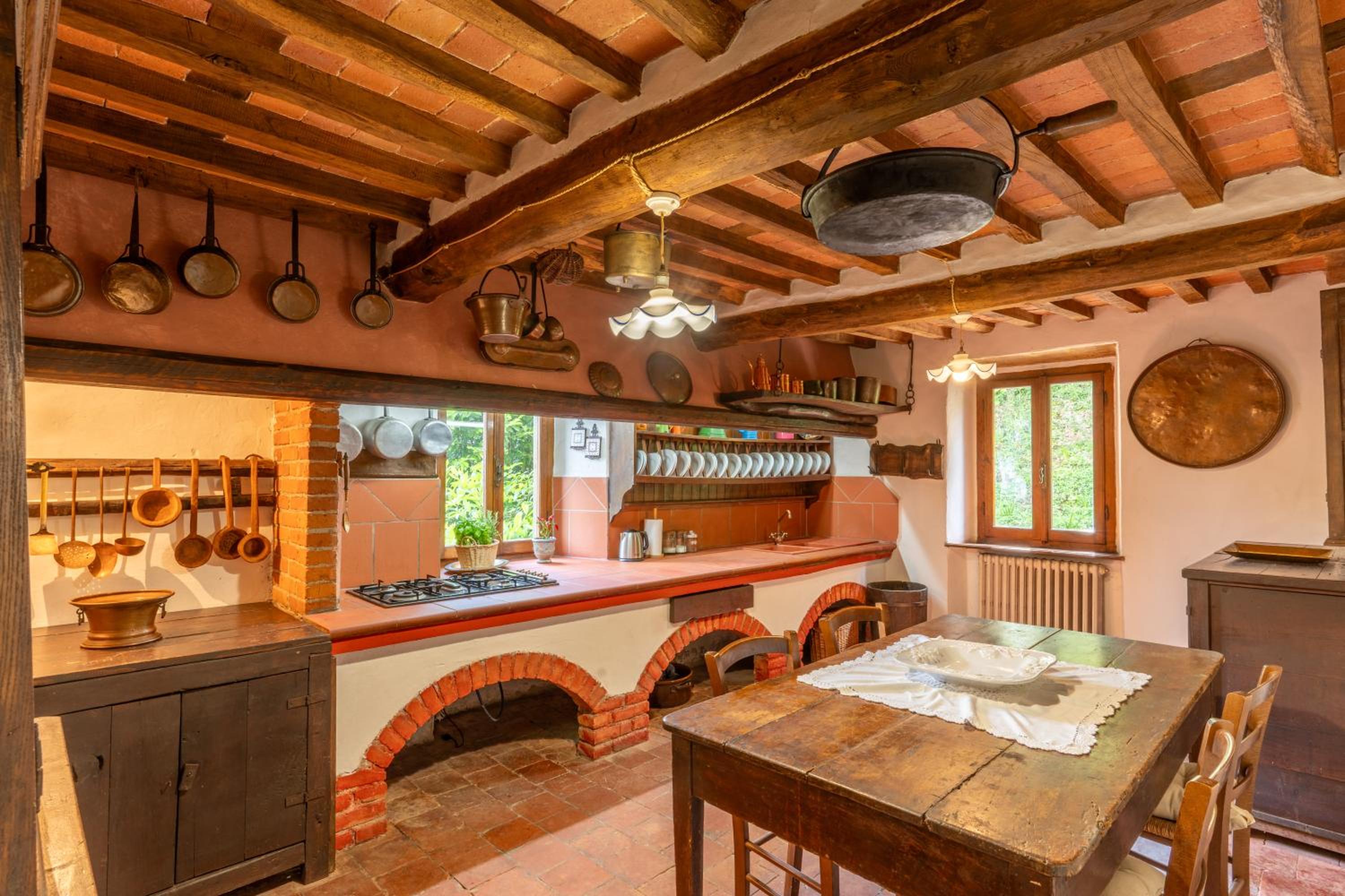 Villa Buriconti - Peaceful Countryside Retreat view 3