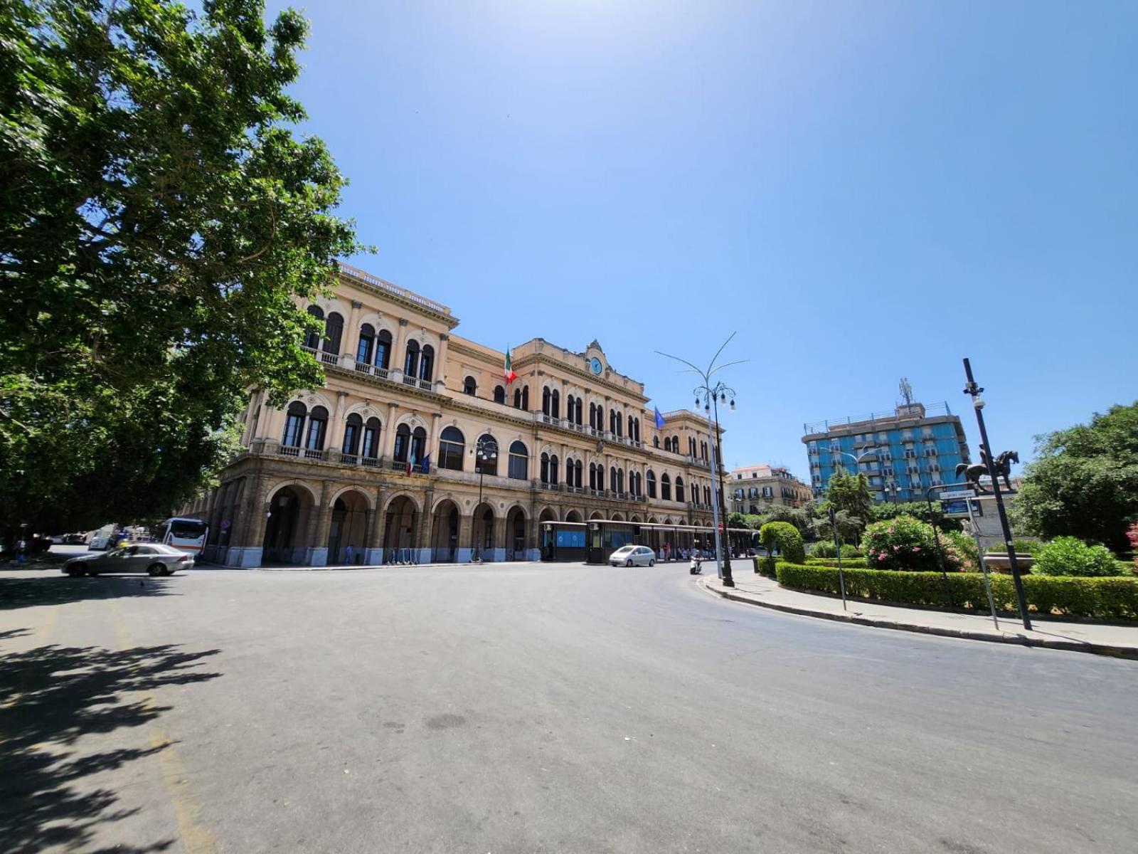 Hotel Mangano Suites