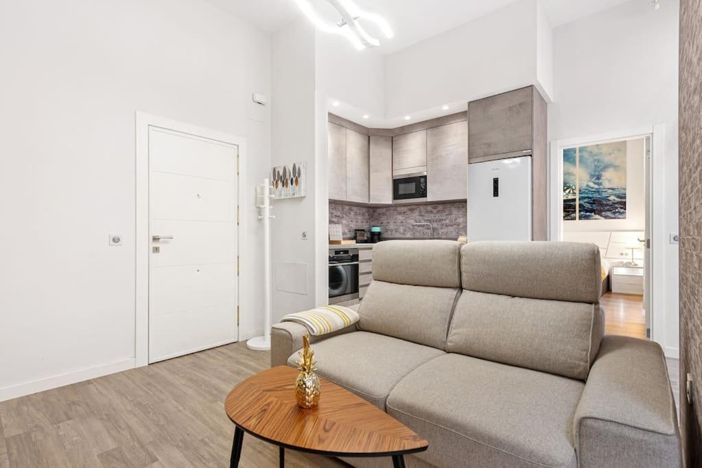 Azucena 4 by Pineapple Homes