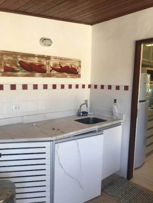 Linda casa em condomínio