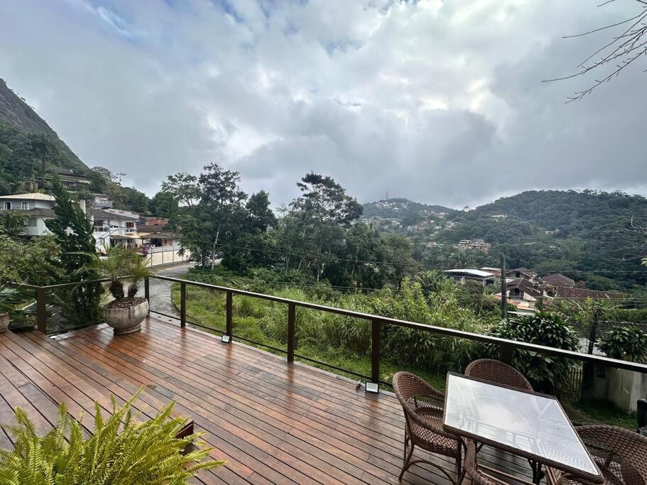 Luxo e conforto a 15 minutos do centro de Petrópolis