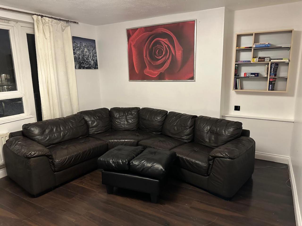 Amazing 1Bd Apt w Fireplace & High-Speed WiFi