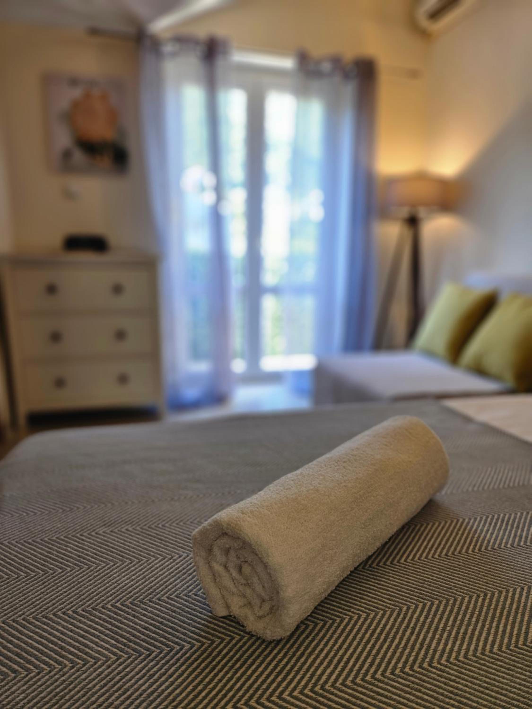 Studio Apartment SIESTA near Porto Novi view 4