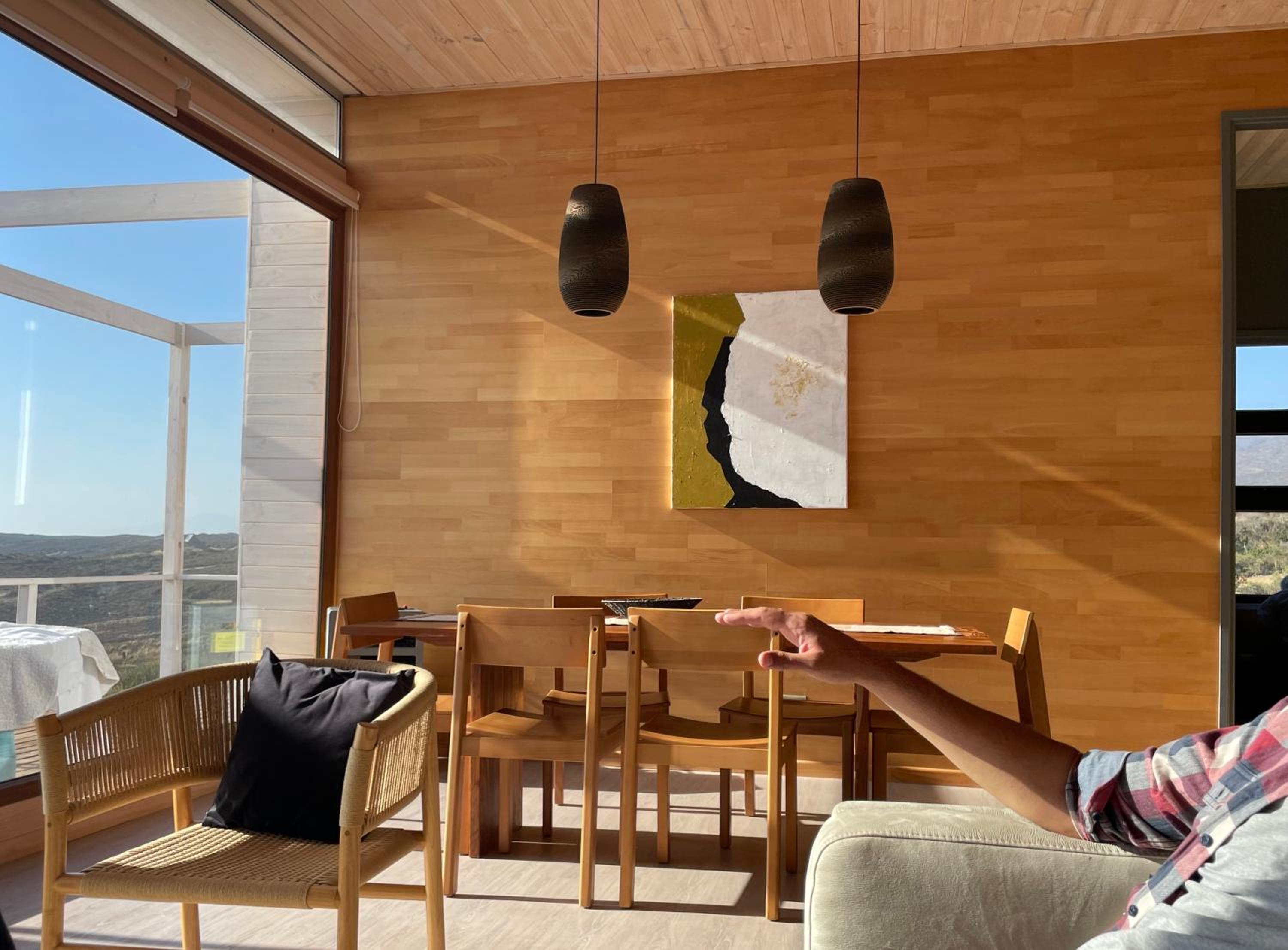 Maravillosa casa con vista panorámica en exclusivo condominio Ocho Quebradas