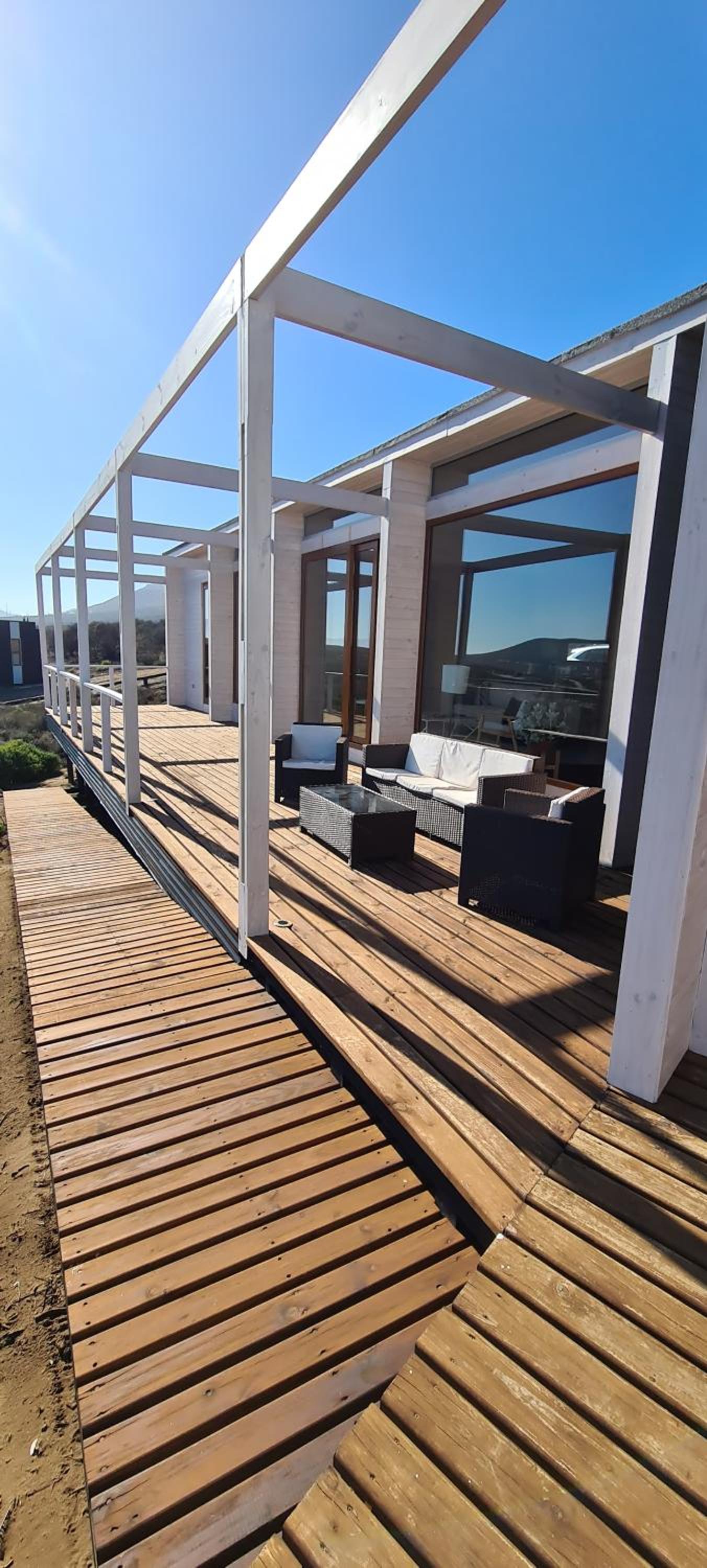 Maravillosa casa con vista panorámica en exclusivo condominio Ocho Quebradas