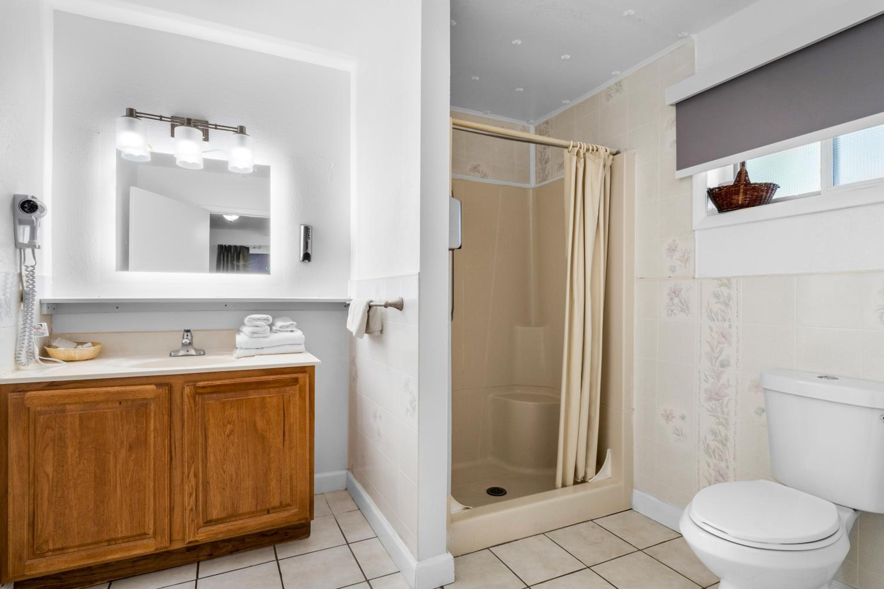 Americas Best Value Inn Jonesville/Hillsdale