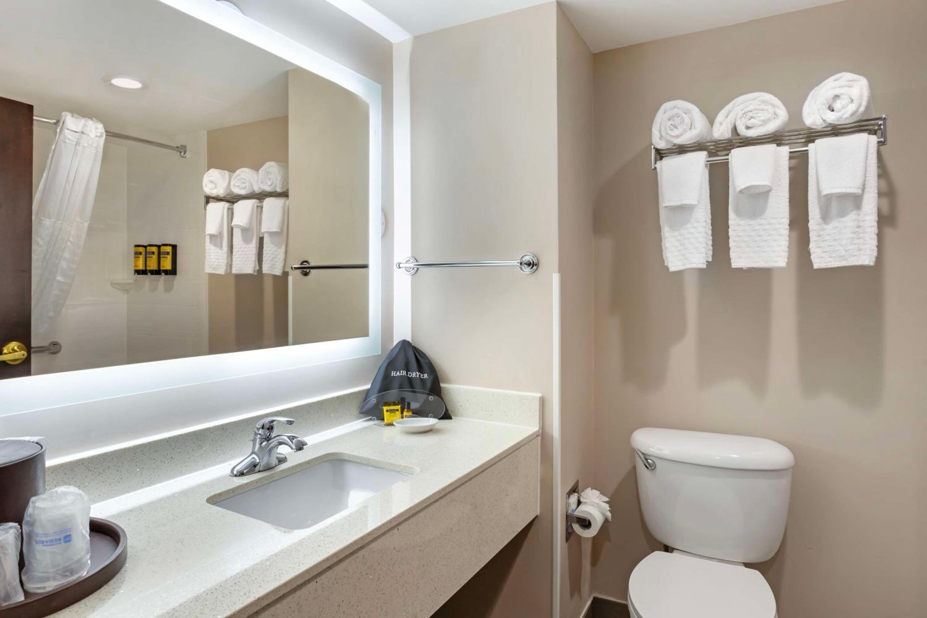 Fairfield Vacations - Best Western Plus Fairfield Hotel - Property Image 11