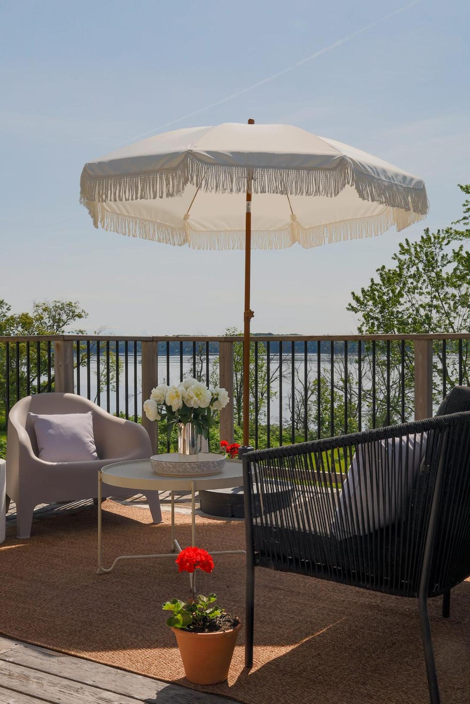 Hydrangea Hideaway - Architecturally Designed