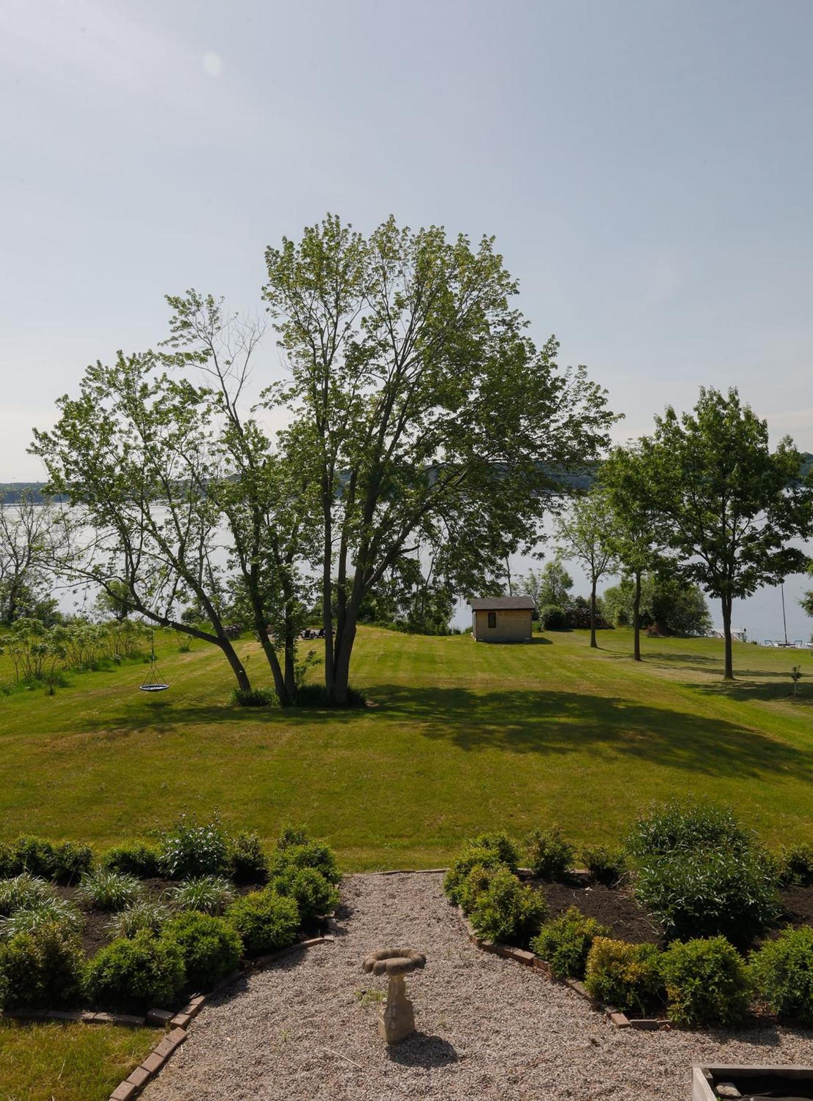 Hydrangea Hideaway - Architecturally Designed